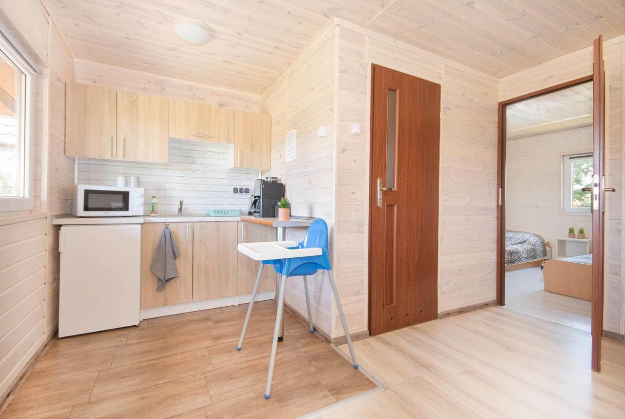 Przyjazna Osada - Domki I Apartamenty Ujście-Darłowskie Екстериор снимка